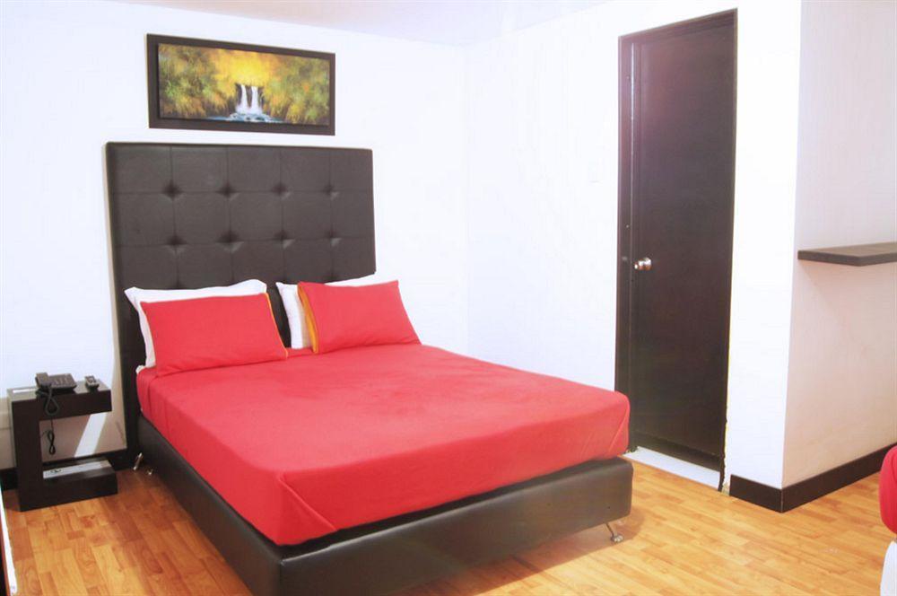 Hotel Aj Ferial Bogota Buitenkant foto