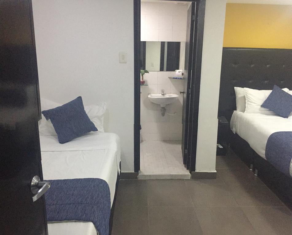 Hotel Aj Ferial Bogota Buitenkant foto