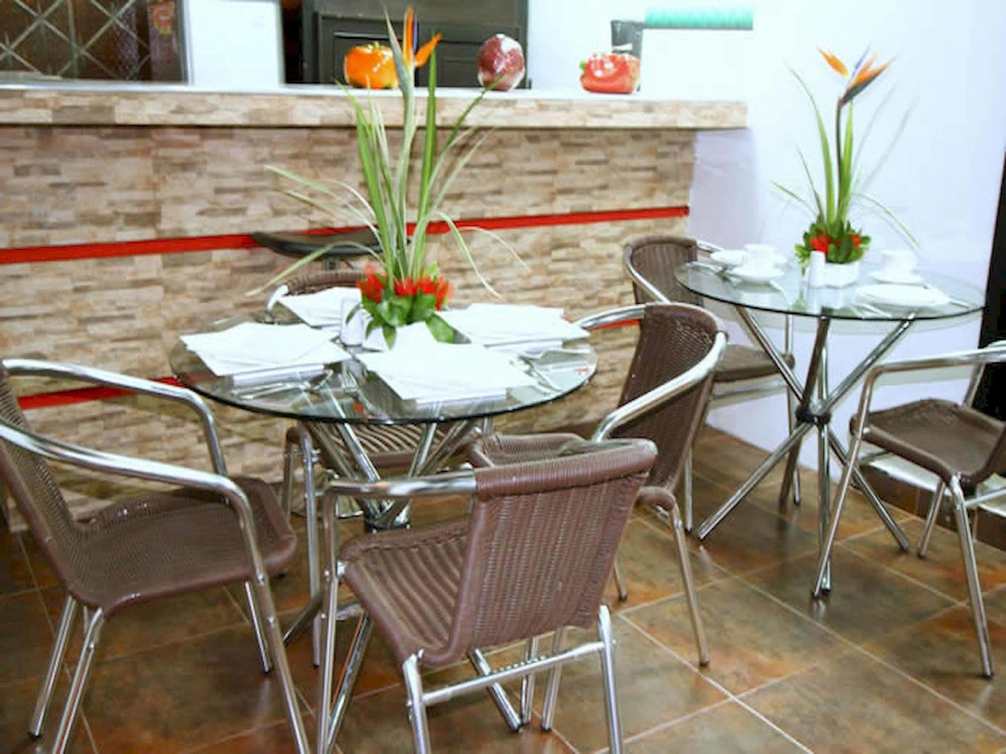 Hotel Aj Ferial Bogota Buitenkant foto